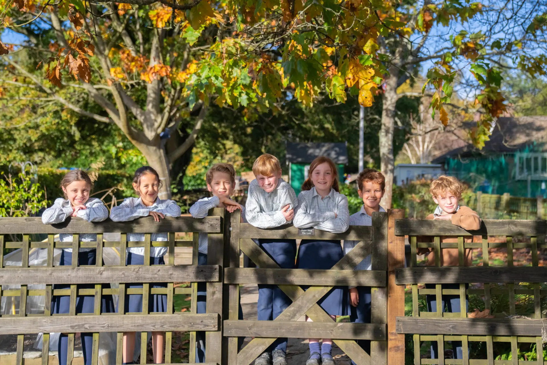 Amesbury (134) School children walking away shot