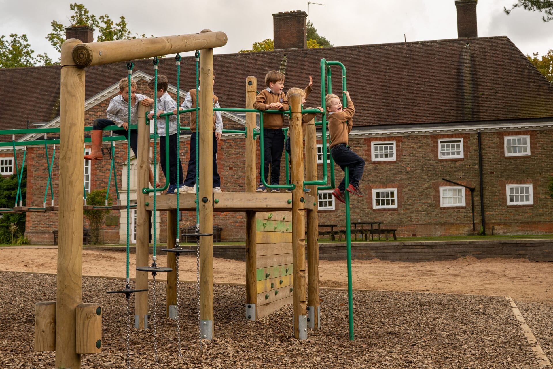 Image of pre-prep pupils on their lunch break